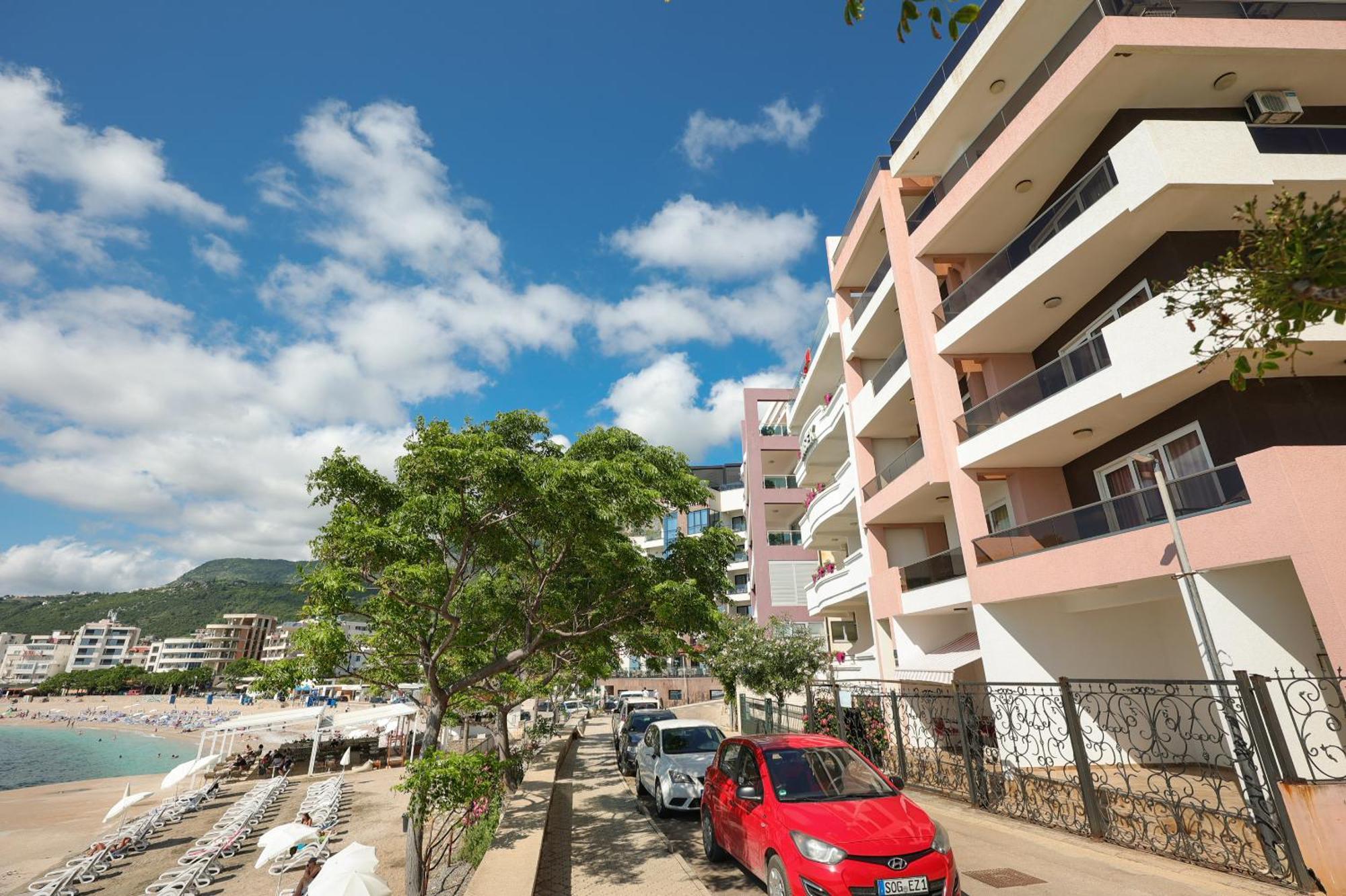 Athos Apartments Dobre Vode Добра-Вода Экстерьер фото