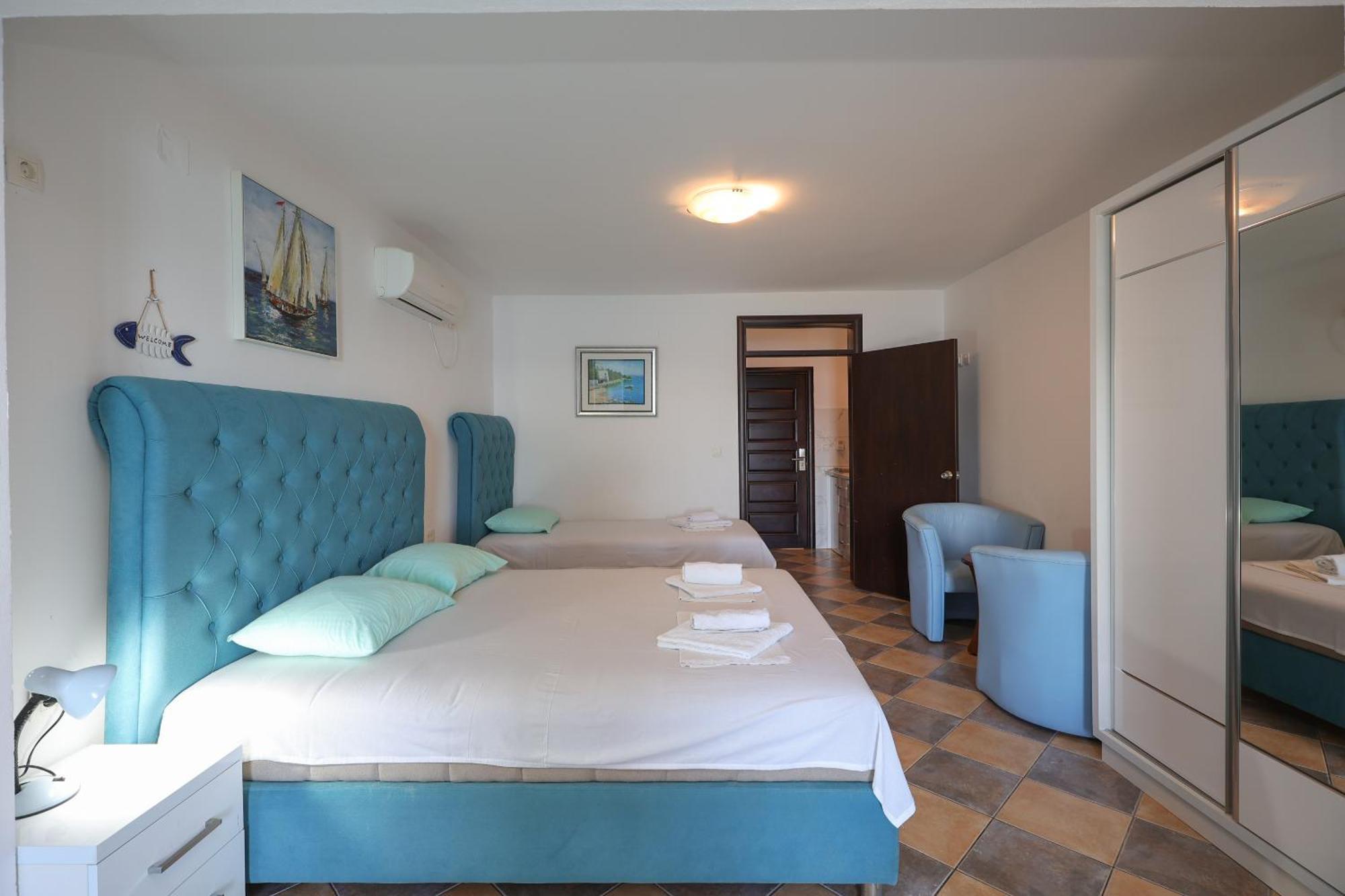 Athos Apartments Dobre Vode Добра-Вода Экстерьер фото